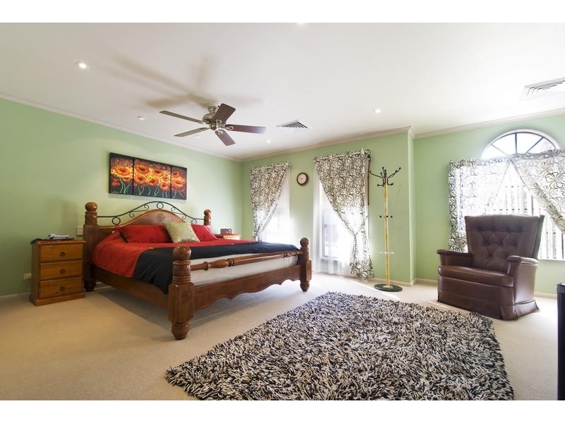 47 Luttrell St, Glenmore Park NSW 2745