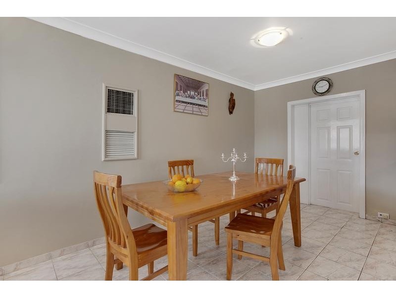 26 Milton St, Colyton NSW 2760