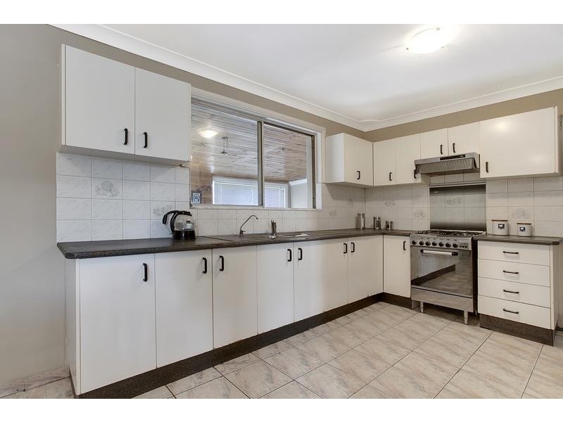 26 Milton St, Colyton NSW 2760