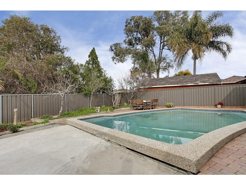 26 Milton St, Colyton NSW 2760