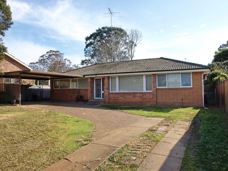 25 Moseley Av, South Penrith NSW 2750