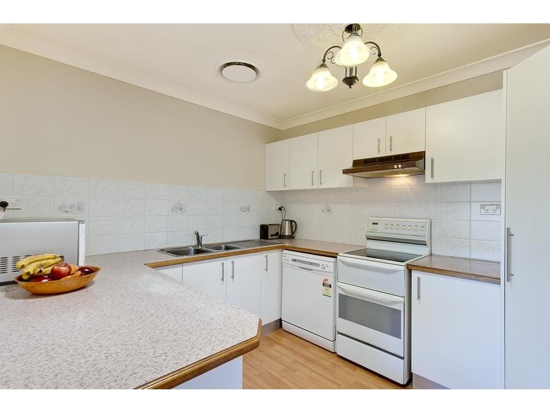 4a Paterson Pl, Colyton NSW 2760