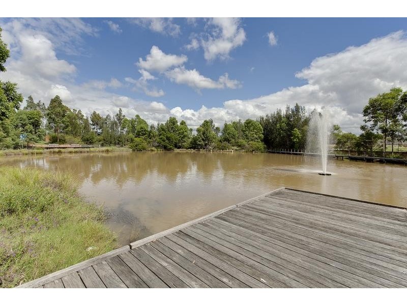 8 Kittiwake Pl, Cranebrook NSW 2749