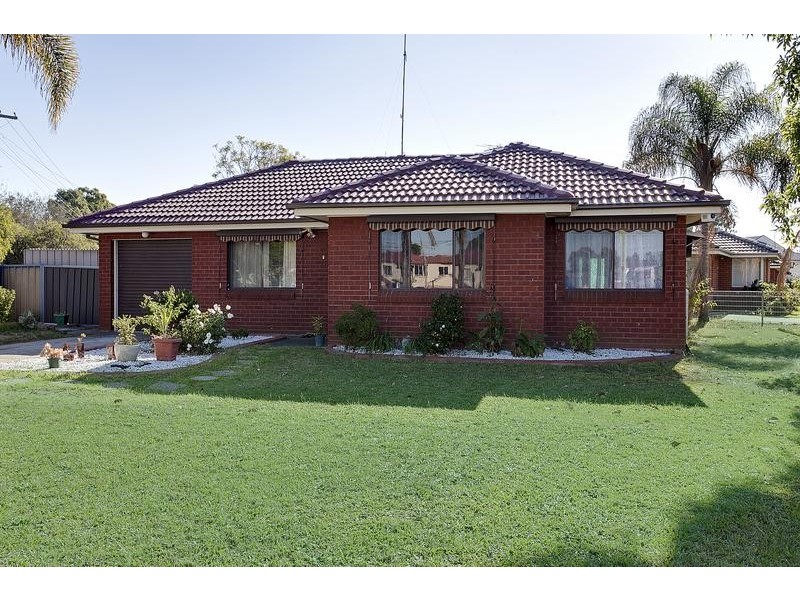 17 Rance Rd, Werrington NSW 2747