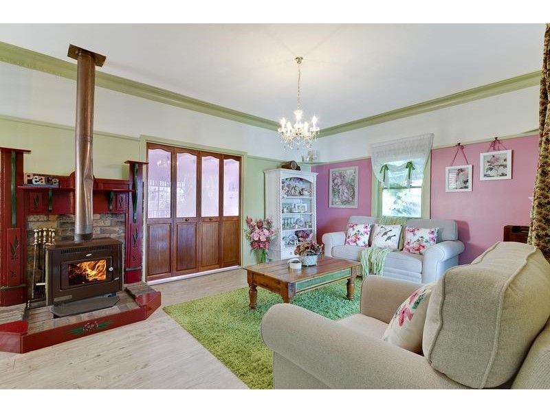 101 Bringelly Rd, Kingswood NSW 2747