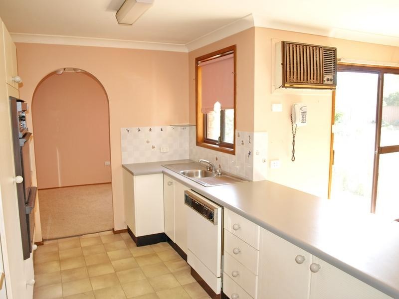 5 Brumby Cr, Emu Heights NSW 2750