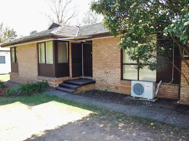 87a Second Av, Kingswood NSW 2747