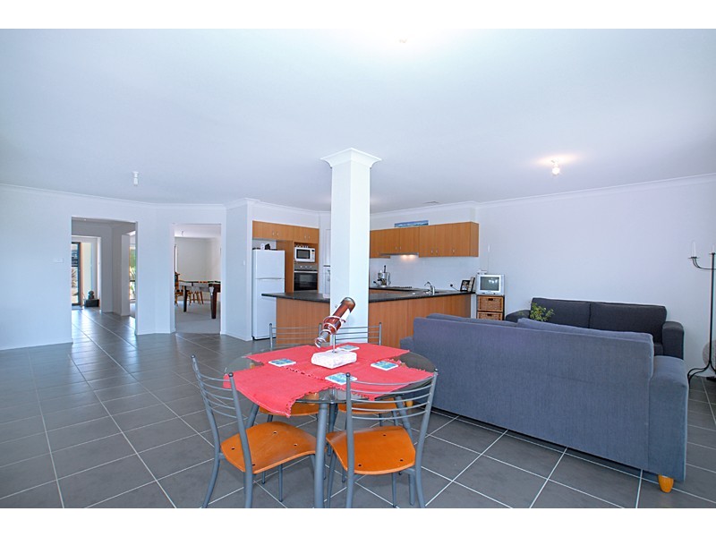 13 Heights Crescent, Wamberal NSW 2260