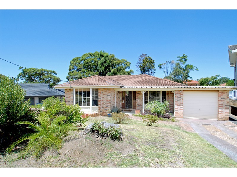 29 Heights Crescent, Wamberal NSW 2260