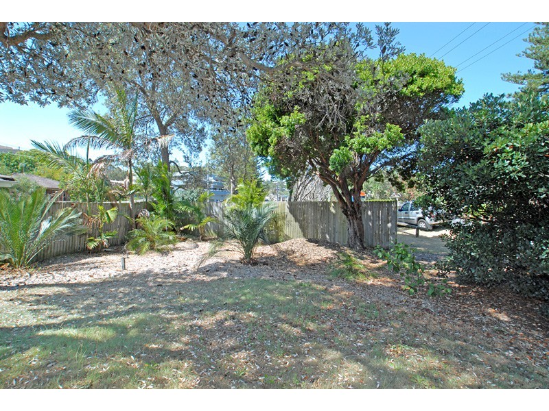 17A North Avoca Parade, North Avoca NSW 2260