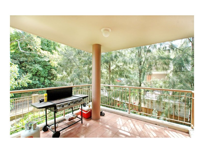 3/3-5 Shortland Street, Gosford NSW 2250
