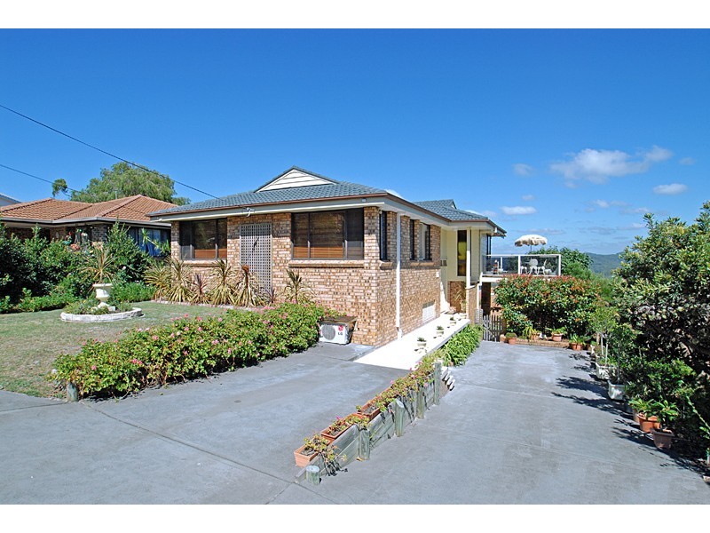 13 Stephenson Road, Bateau Bay NSW 2261