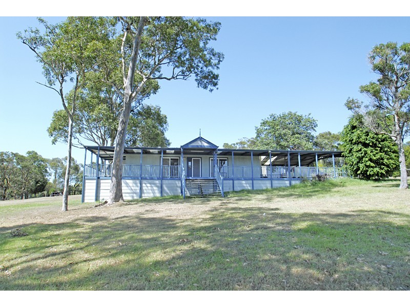 8 Warambool Road, Wamberal NSW 2260
