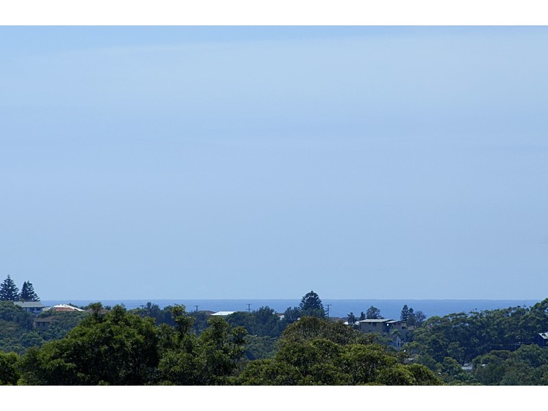 1/2 Barooga Road, Wamberal NSW 2260