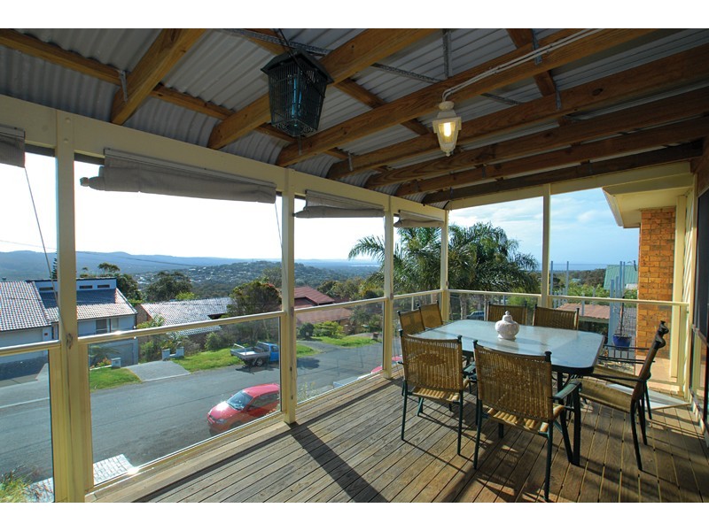 30 Kipling Drive, Bateau Bay NSW 2261