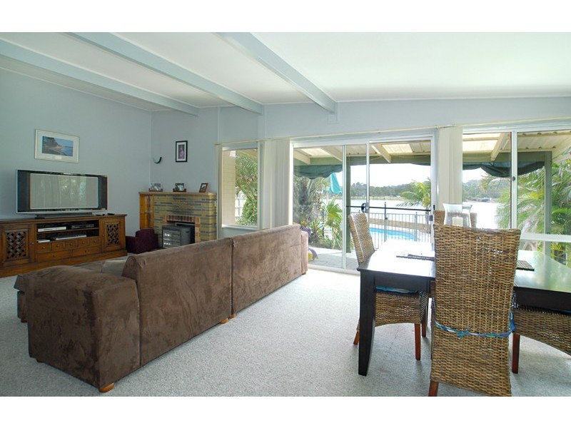 24 Ocean View Drive, Wamberal NSW 2260