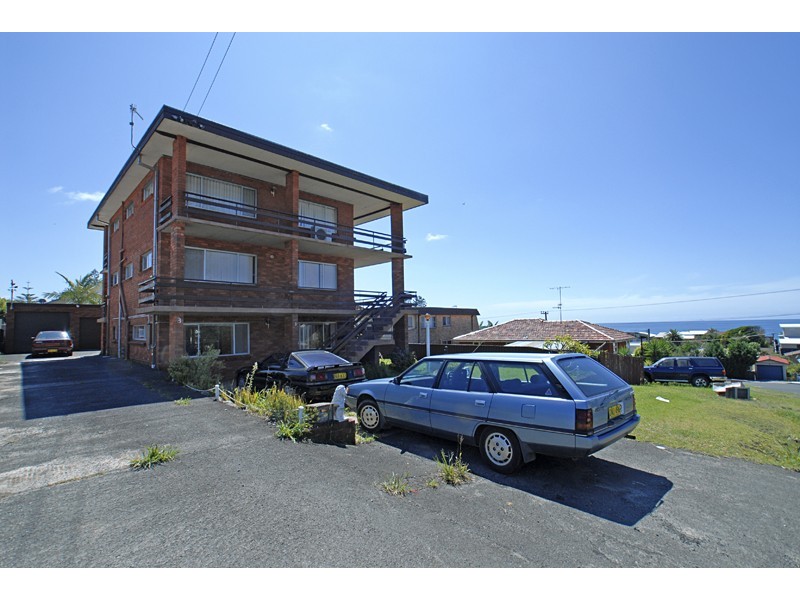 1/3 Prince Street, Wamberal NSW 2260