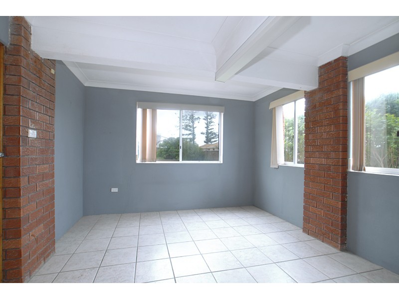 1/3 Prince Street, Wamberal NSW 2260