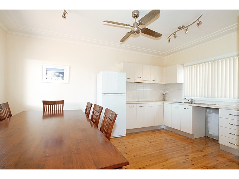 64 Sierra Avenue, Bateau Bay NSW 2261