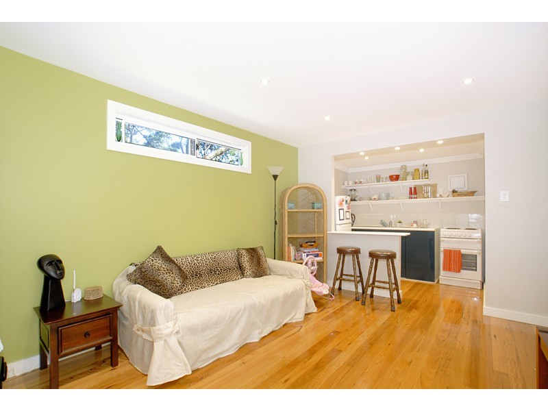 32 Keats Avenue, Bateau Bay NSW 2261