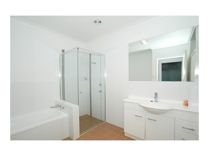 4/240 Terrigal Drive, Terrigal NSW 2260