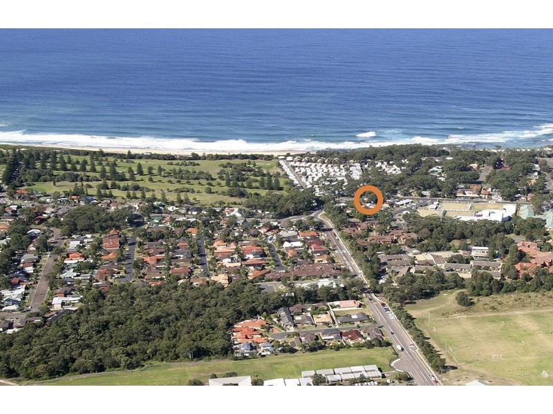 11 Bateau Bay Road, Bateau Bay NSW 2261