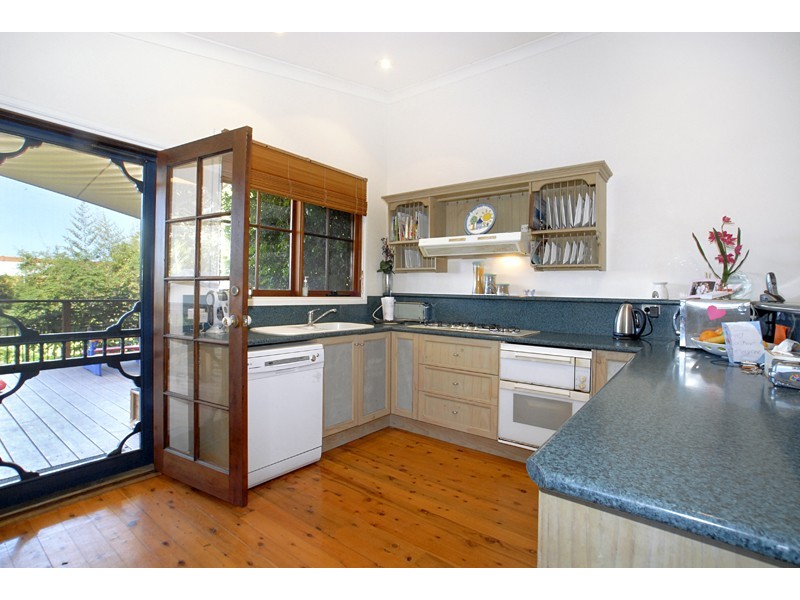 12 McGee Avenue, Wamberal NSW 2260