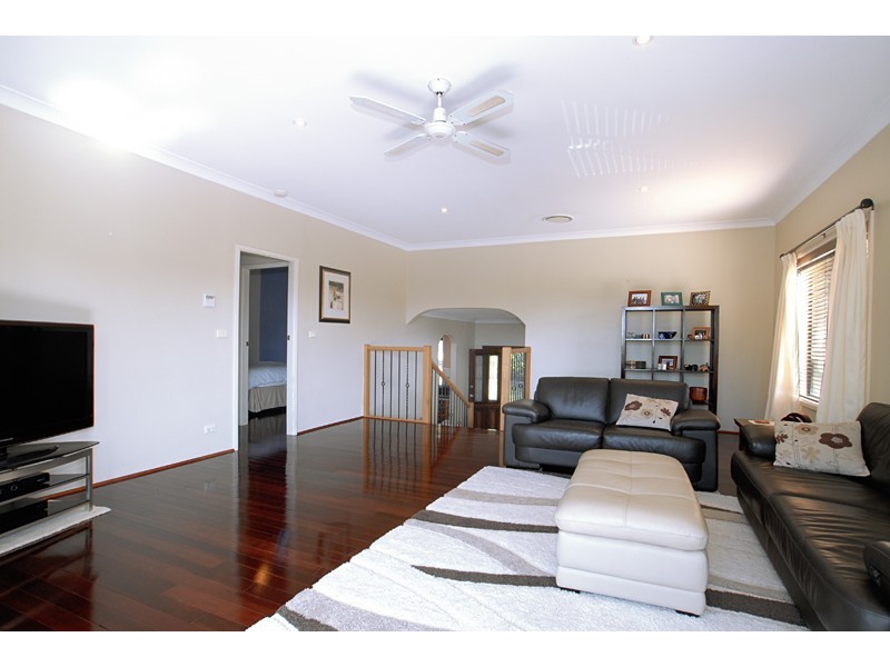 16 Holmes Road, Terrigal NSW 2260