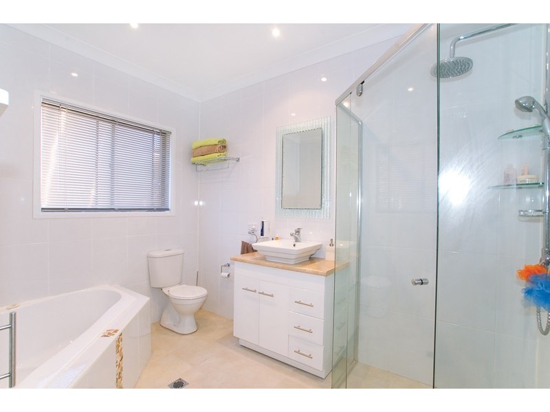 16 Holmes Road, Terrigal NSW 2260