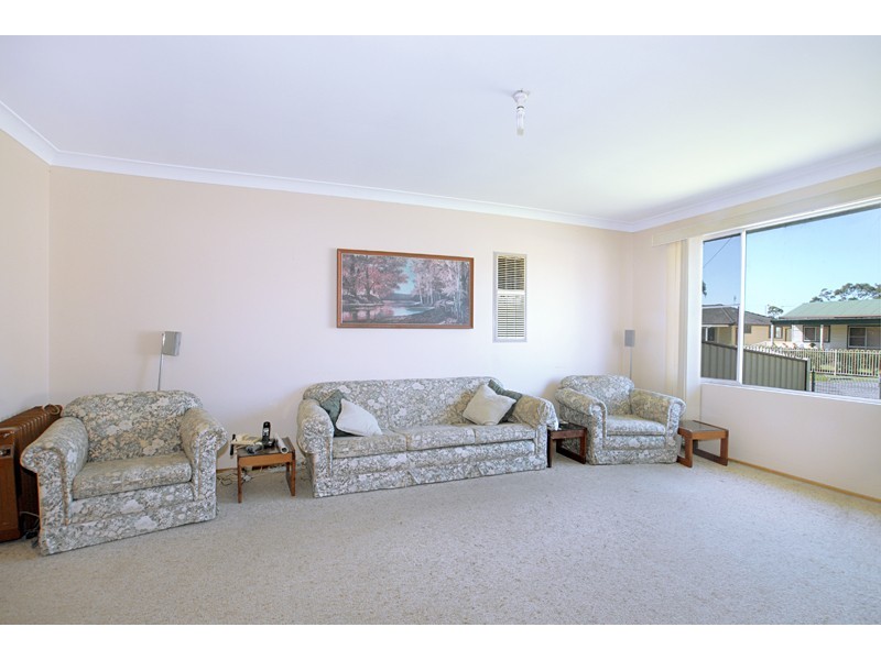 25 Watson Avenue, Tumbi Umbi NSW 2261