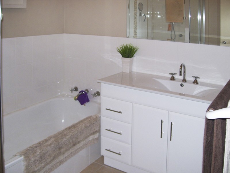 4b Jessie Riley Avenue, Erina NSW 2250