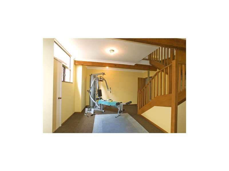 30 Kipling Drive, Bateau Bay NSW 2261