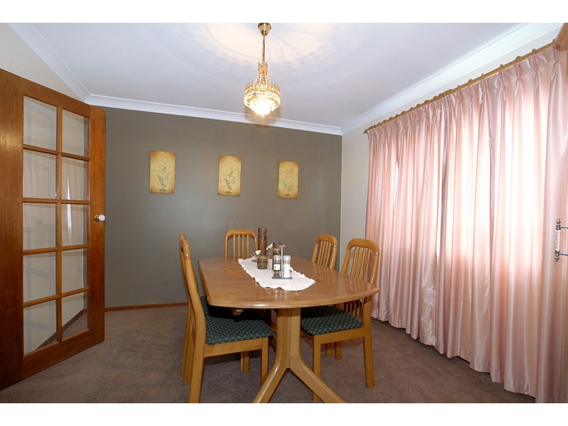 40 Murrumbidgee Crescent, Bateau Bay NSW 2261