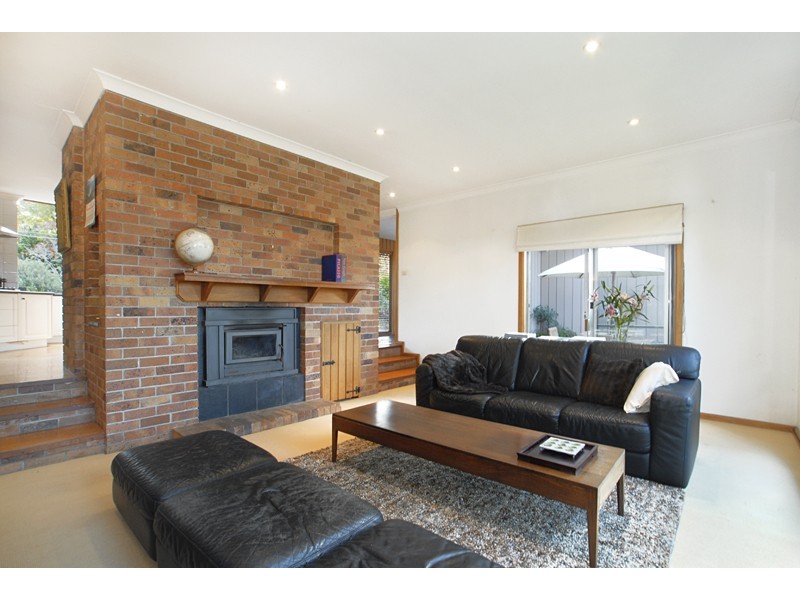 41 Donegal Road, Berkeley Vale NSW 2261