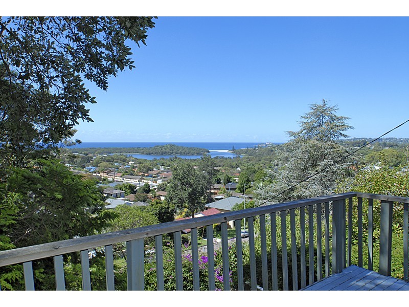 31 Coreen Drive, Wamberal NSW 2260