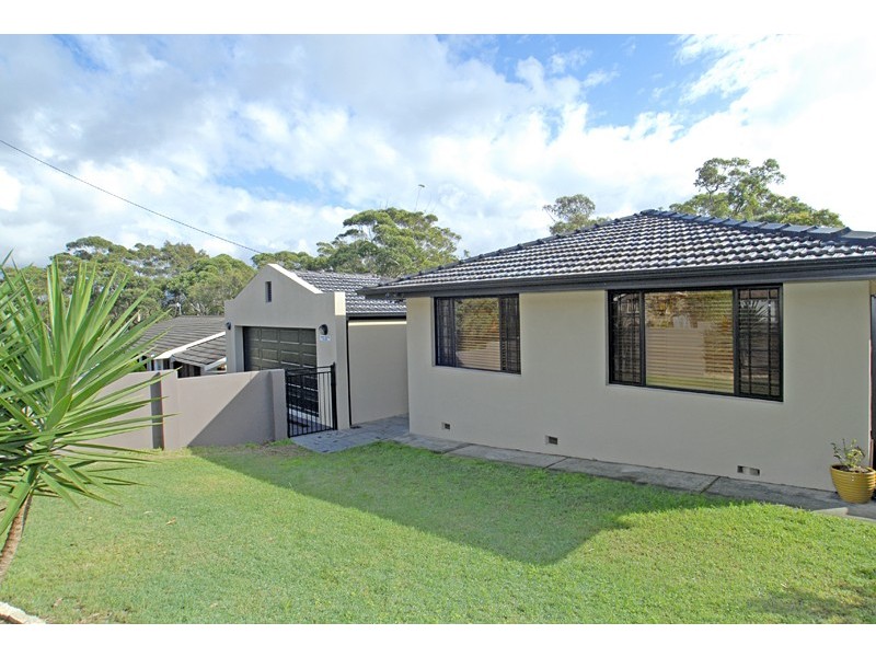 2 Shakespeare Avenue, Bateau Bay NSW 2261