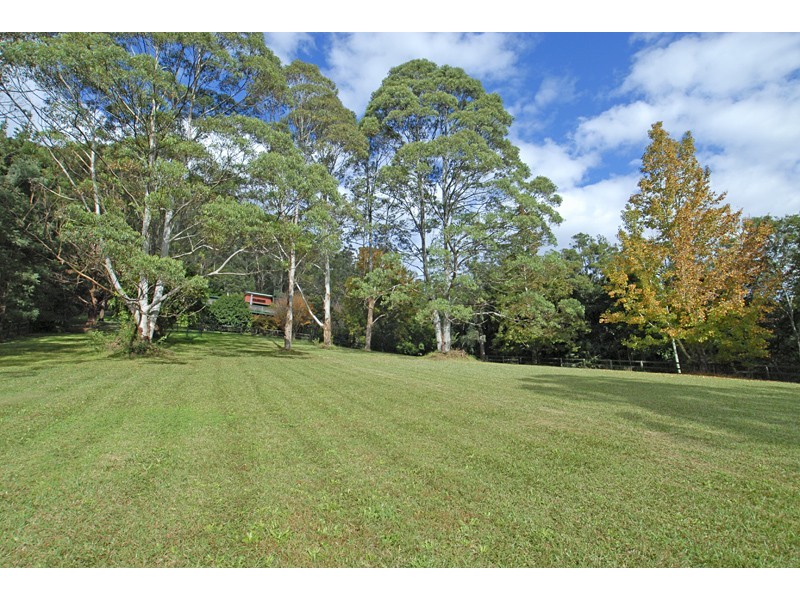 230 Oak Road, Matcham NSW 2250