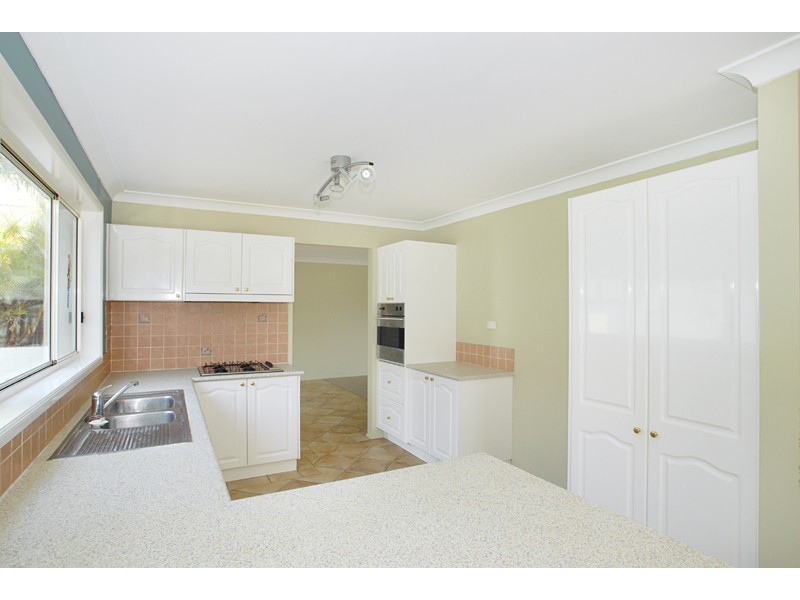 7A Maas Parade, Forresters Beach NSW 2260