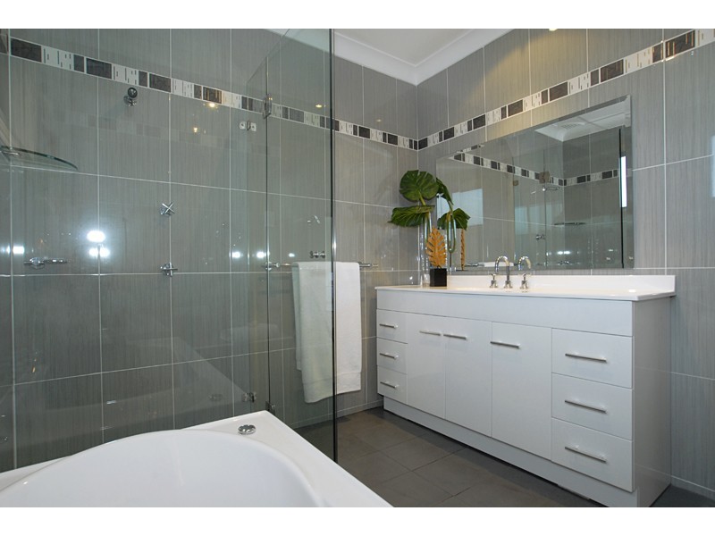 6 Watkins Street, Long Jetty NSW 2261