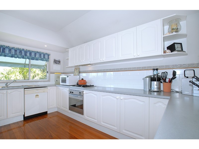 2/124b Ocean View Drive, Wamberal NSW 2260