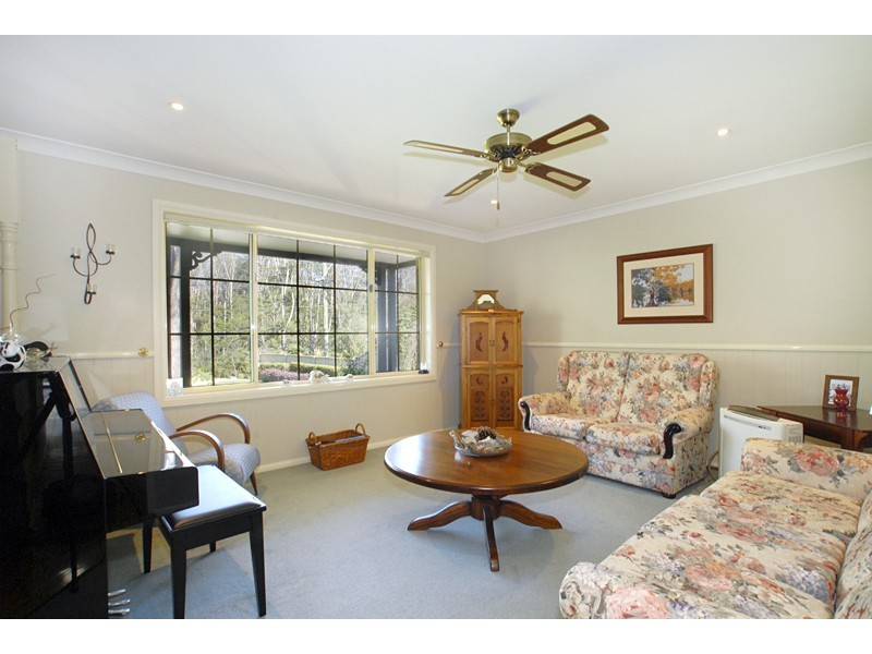 53 Lakala Avenue, Springfield NSW 2250