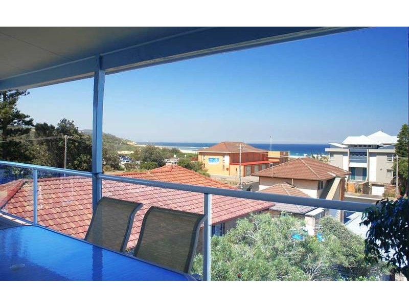125 Ocean View Drive, Wamberal NSW 2260