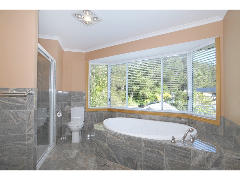 11 Bay View Crescent, Blackwall NSW 2256