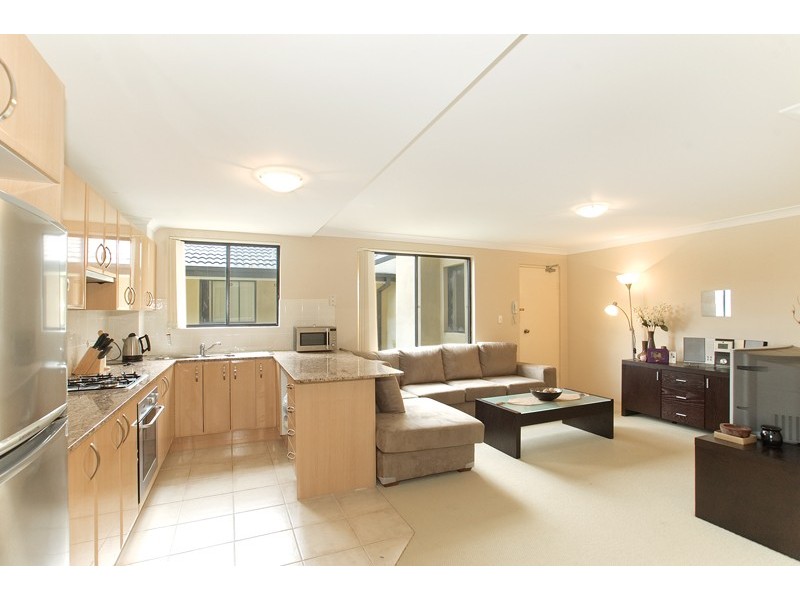 4/17 Hely Street, West Gosford NSW 2250