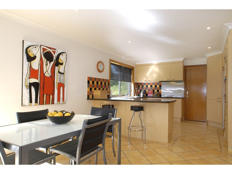 14 Bluewave Crescent, Forresters Beach NSW 2260