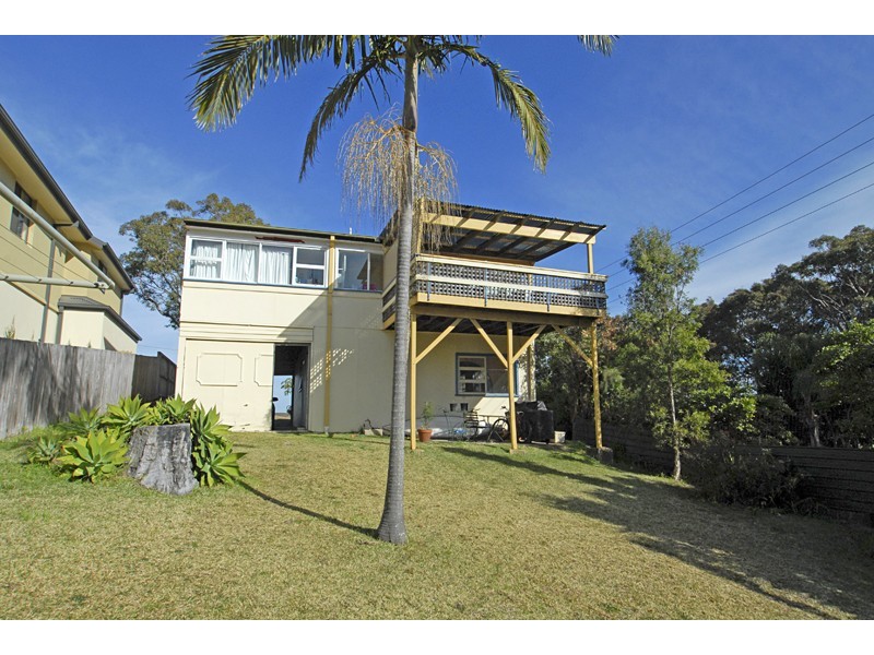42 Berne Street, Bateau Bay NSW 2261