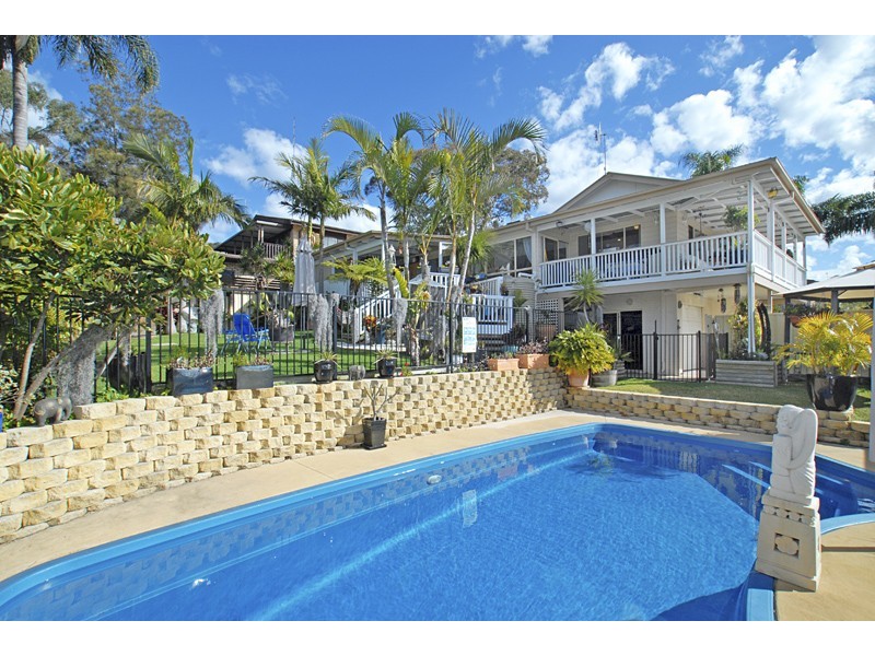 32 Promenade Avenue, Bateau Bay NSW 2261