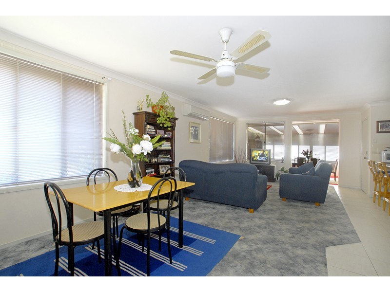 28 Moorlan Avenue, Killarney Vale NSW 2261