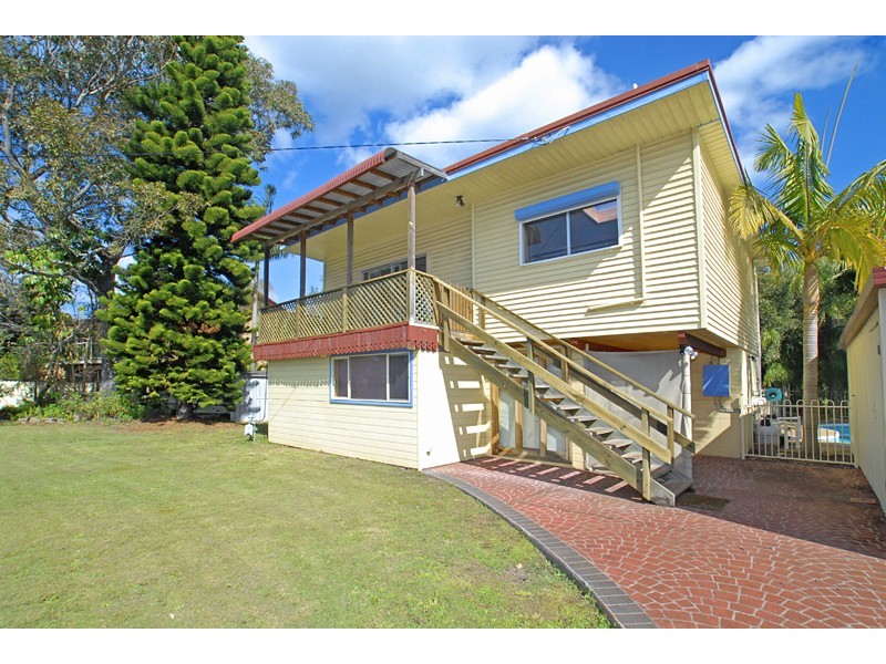 144 Lakedge Avenue, Berkeley Vale NSW 2261