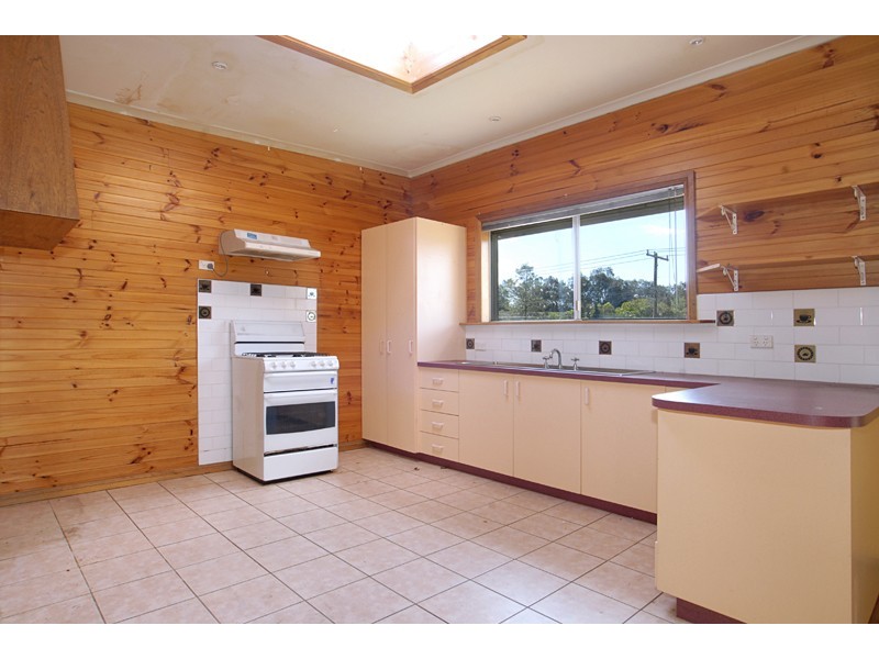 144 Lakedge Avenue, Berkeley Vale NSW 2261